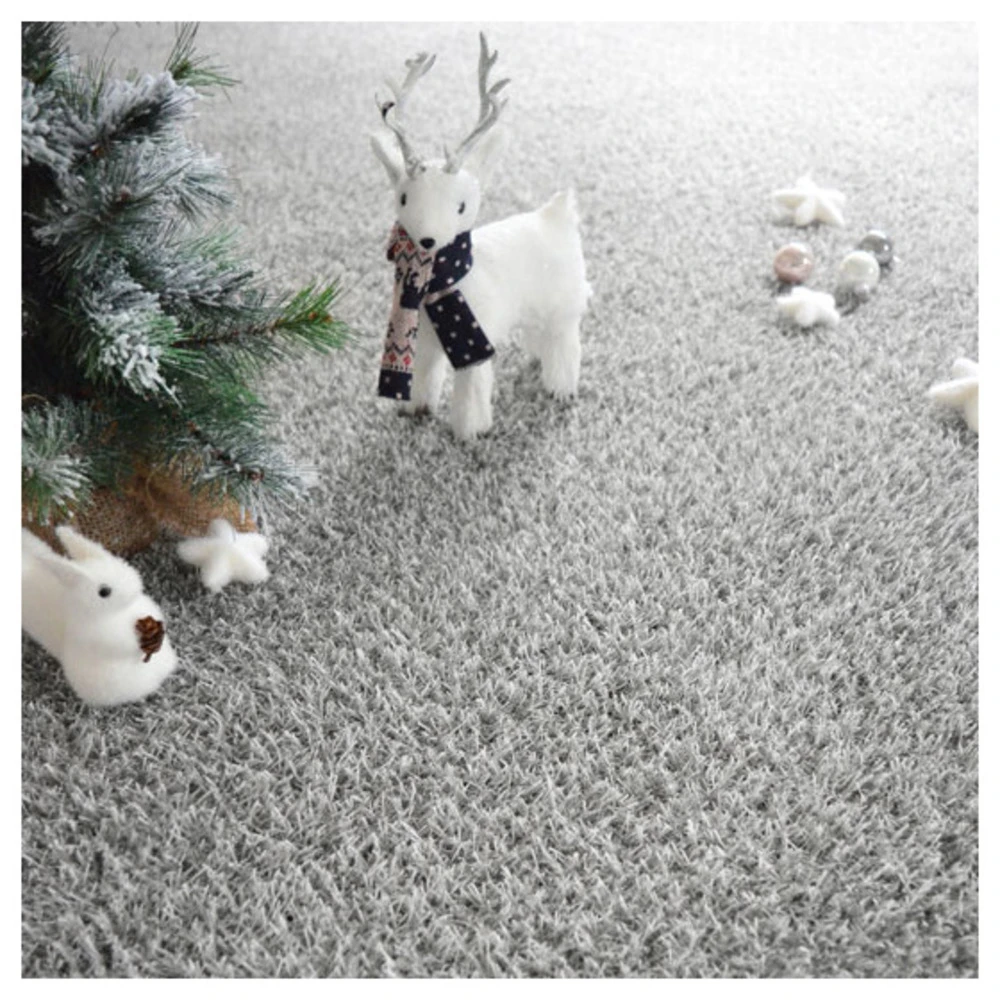 Gazon Synthétique Happy Party - Couleur Gris Clair - Classé Feu - 20mm - 2m X 3m 4 Gazon Synthétique Happy Party - Couleur Gris Clair - Classé Feu - 20mm - 2m X 3m – Image 4